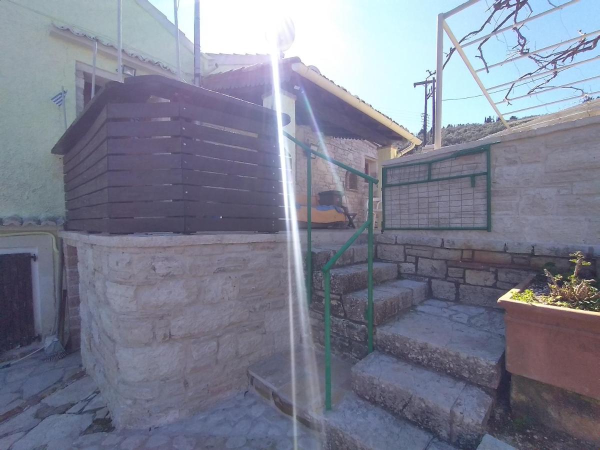 Stonemakers Hide Villa Karyotikon Екстериор снимка